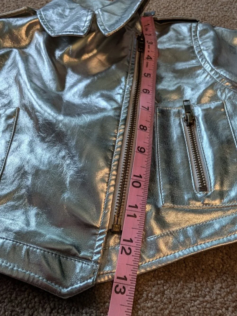 Short silver jacket coat with pockets size 5